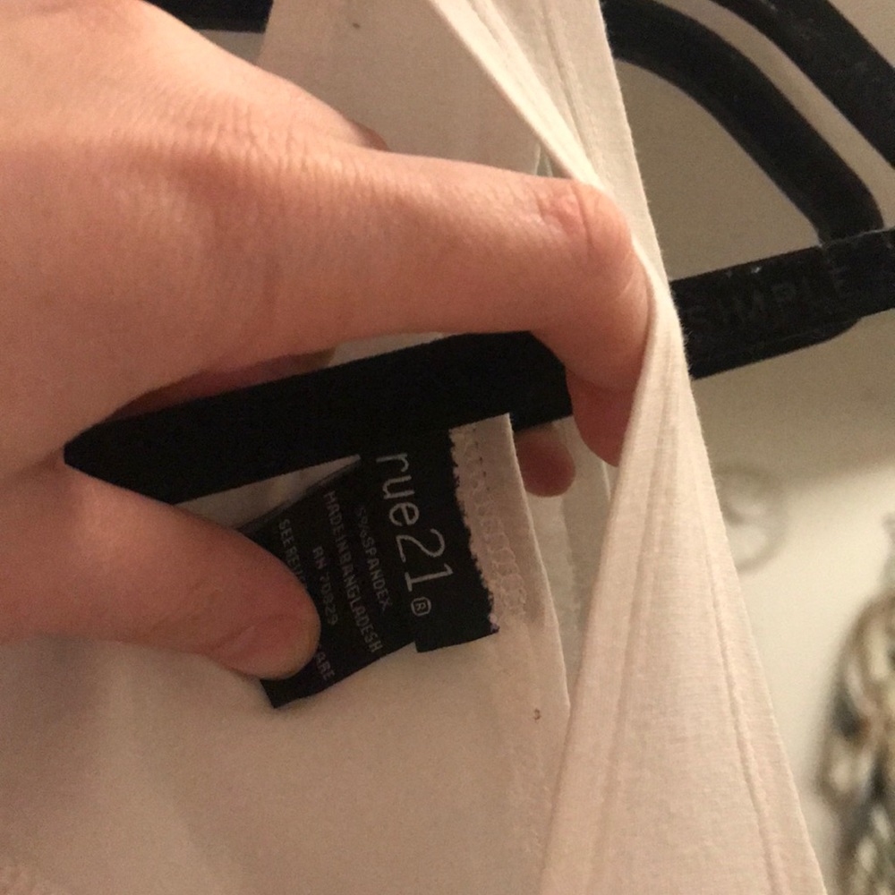 Dress - Picture 4 of 4